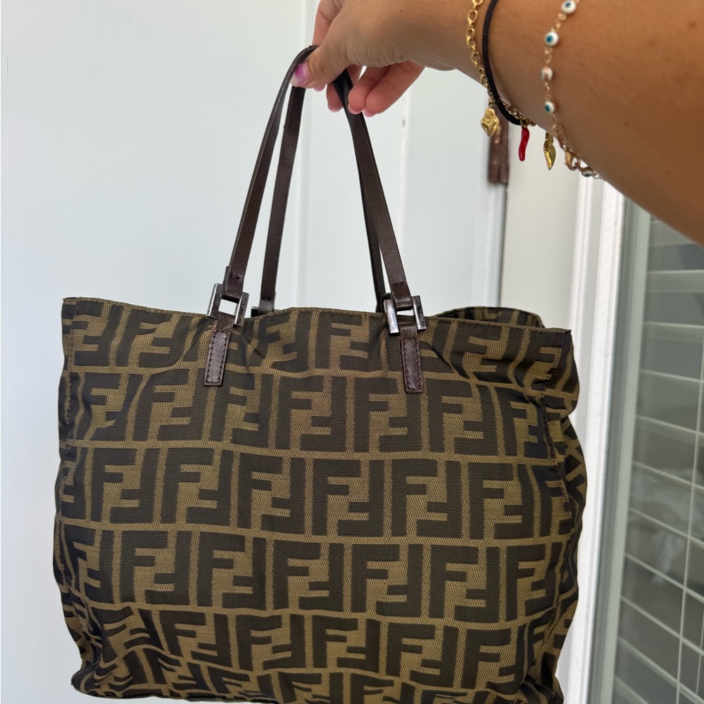 Fendi Vintage Zucca Monogram Canvas Tote with COA, authentic - Picture 6 of 17